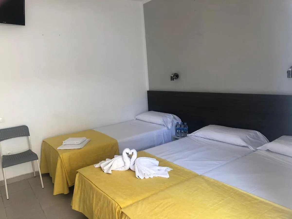 Hostal Tahiti Rs Salou
