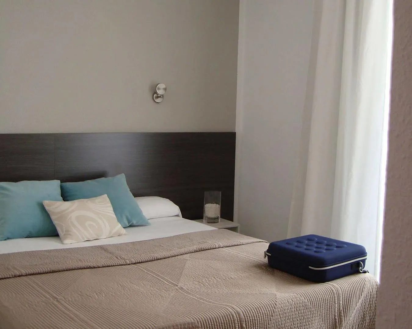 Hostal Tahiti Rs Salou Spanje