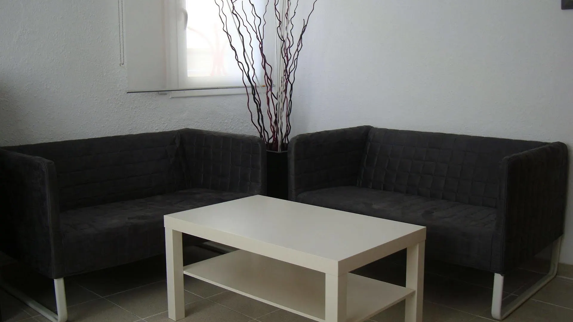 Gasthuis Hostal Tahiti Rs Salou