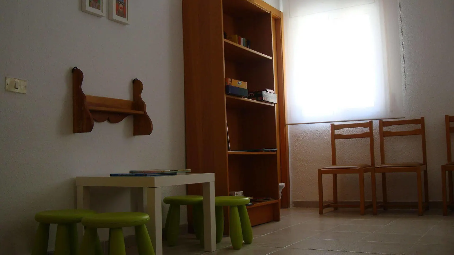 Gasthuis Hostal Tahiti Rs Salou